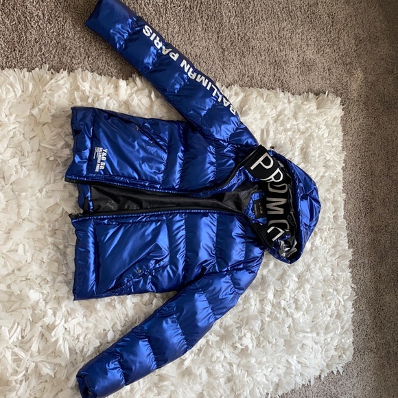 Jacket - Picture 1 of 6